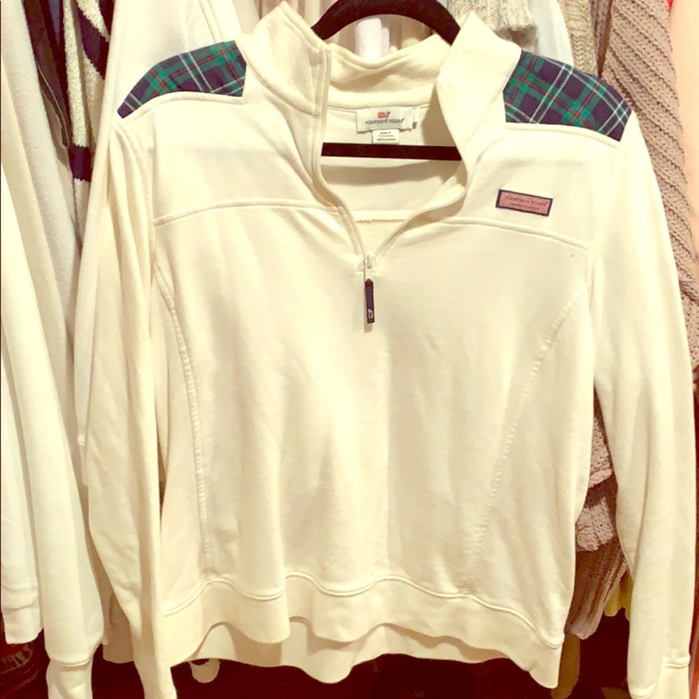 Vineyard vines cotton Sherpa. Great condition